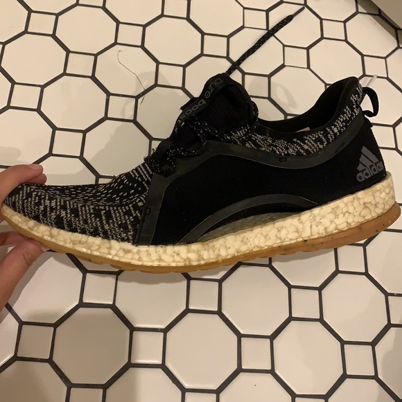 adidas pure boost running shoes - Picture 3 of 5